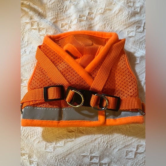 Dog harness with Velcro and buckle closure- reflective - Picture 4 of 9